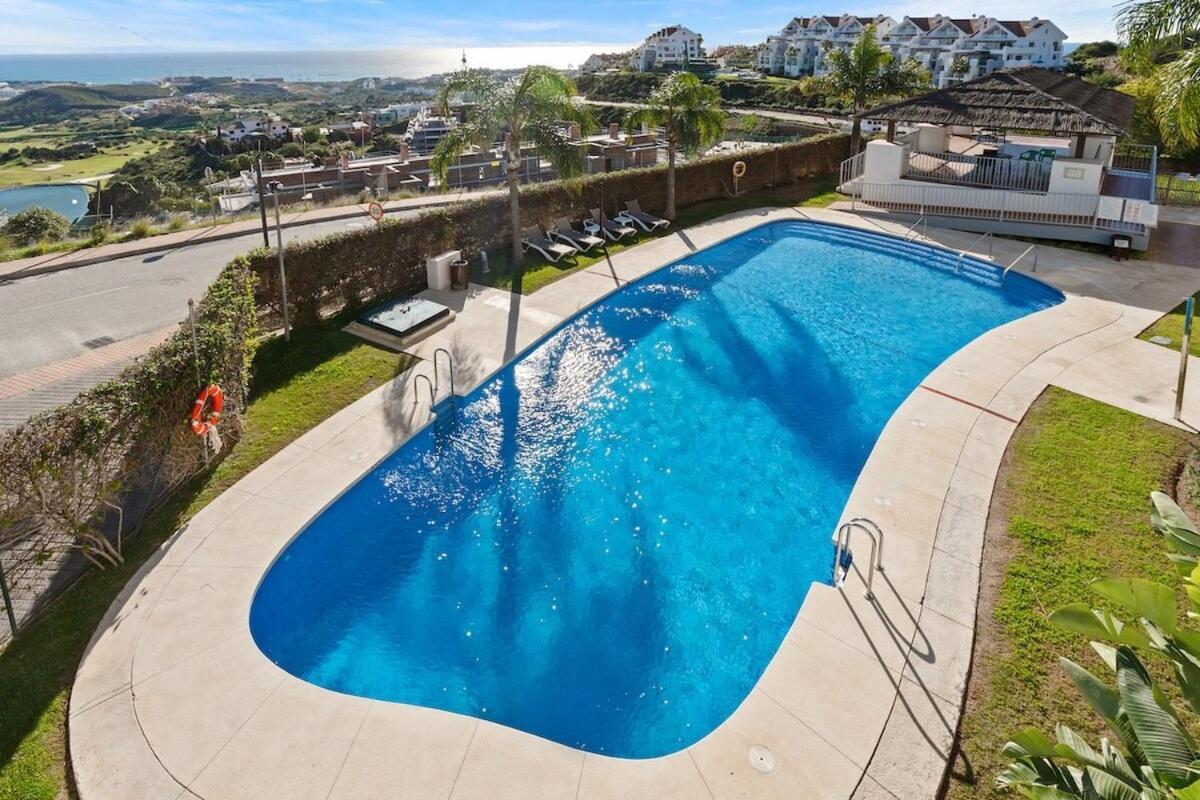 Apartamento Chic Mijas Retreat With Pool & Terrace - Rdr465 Exterior foto